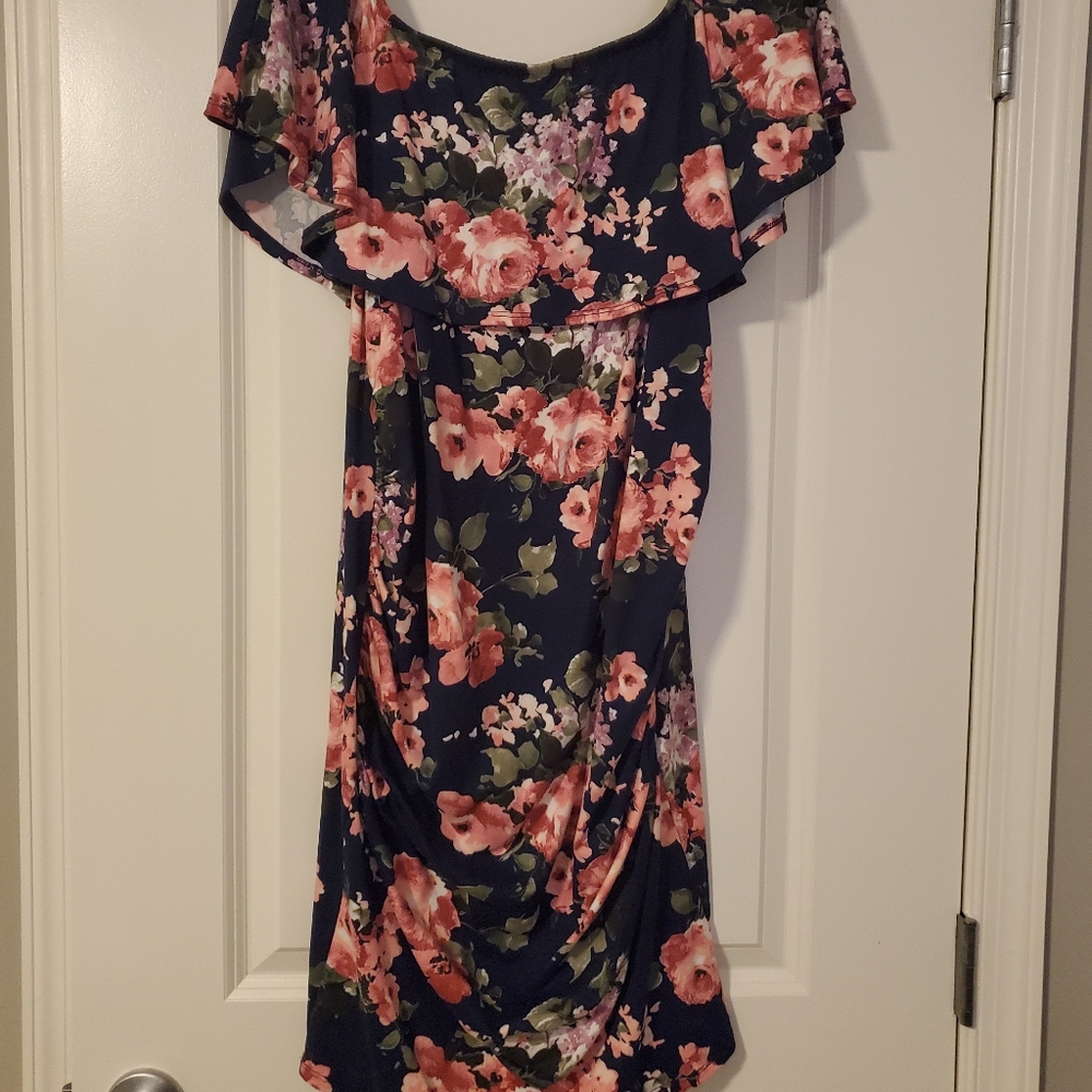 Navy Floral Maternity Dress. Size L, EUC